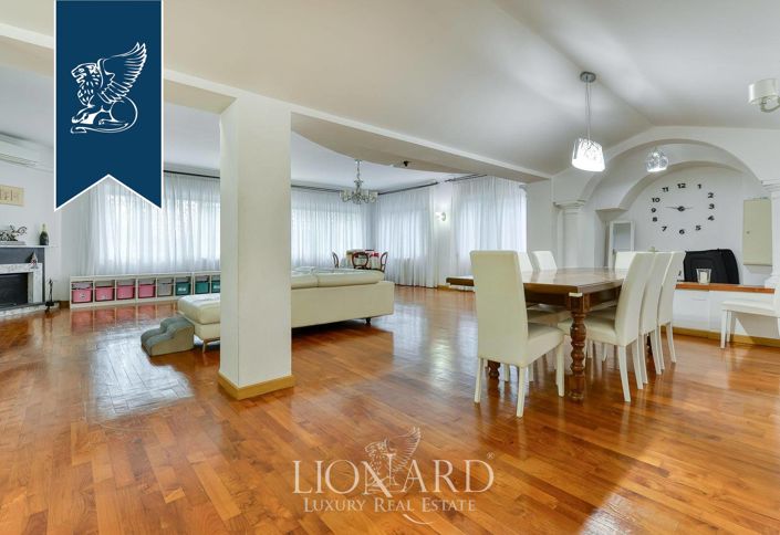 Image No.10-Villa de 21 chambres à vendre à Rome