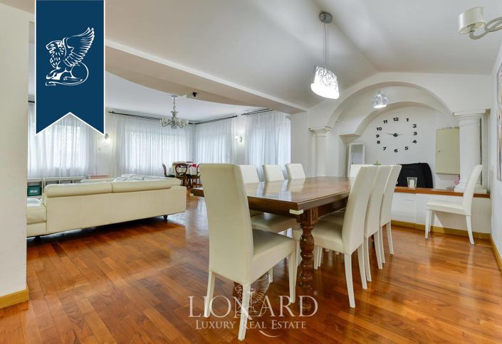 Image No.11-Villa de 21 chambres à vendre à Rome