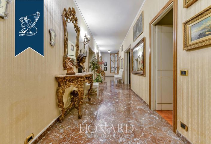 Image No.12-Villa de 21 chambres à vendre à Rome