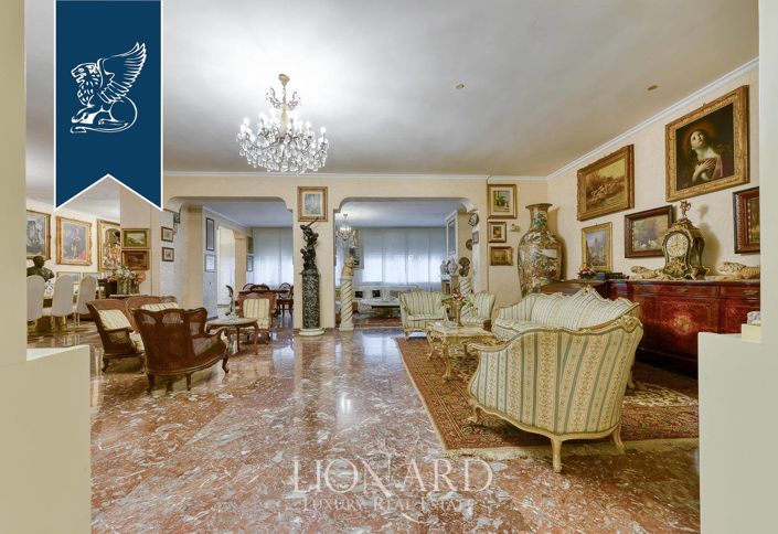 Image No.13-Villa de 21 chambres à vendre à Rome