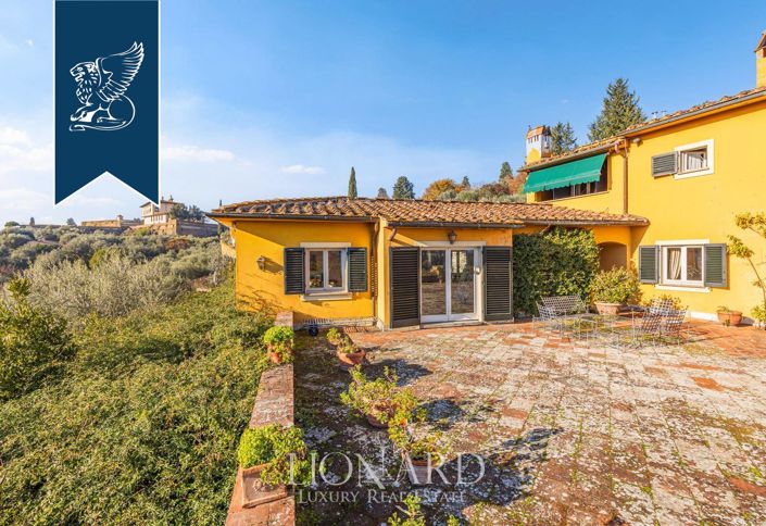 Image No.15-8 Bed Villa for sale