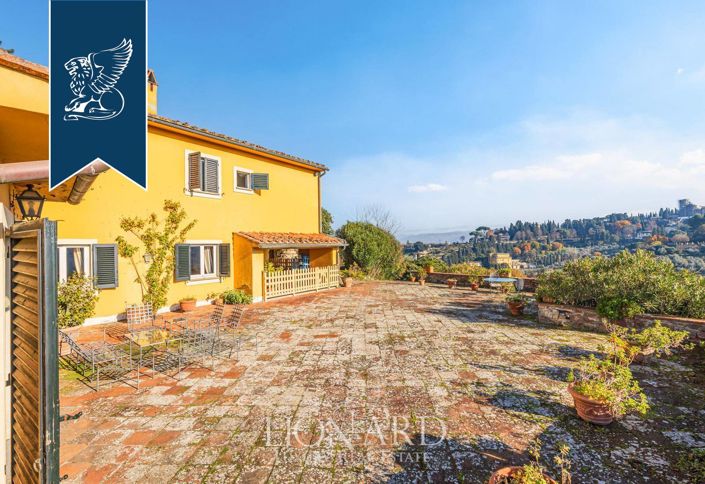 Image No.17-8 Bed Villa for sale