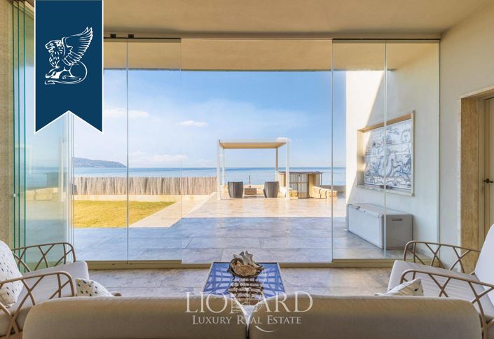 Image No.16-9 Bed Villa for sale