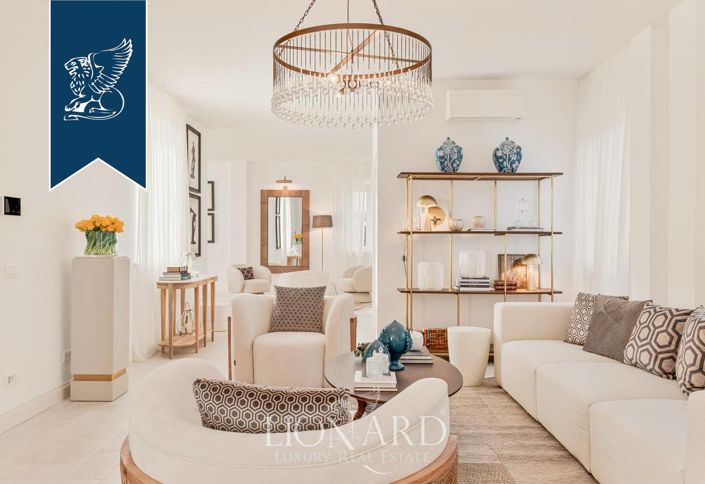 Image No.15-7 Bed Villa for sale