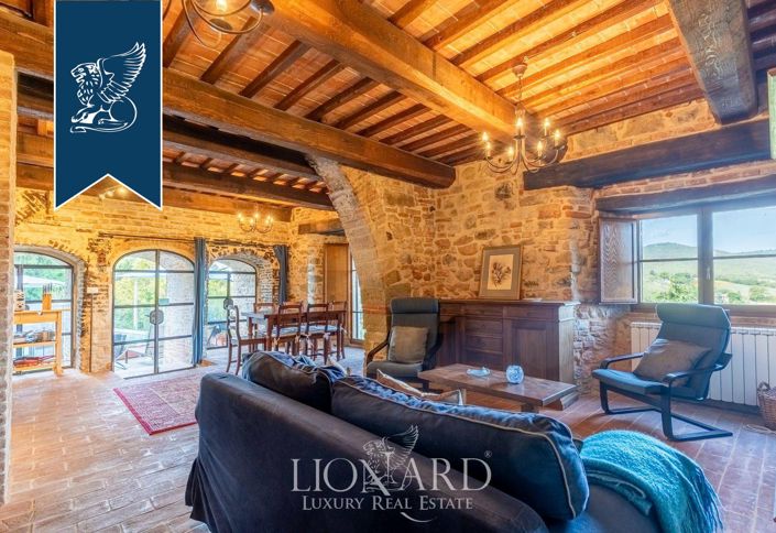 Image No.14-12 Bed Hotel for sale