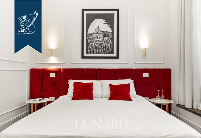 Image No.20-5 Bed Apartment for sale