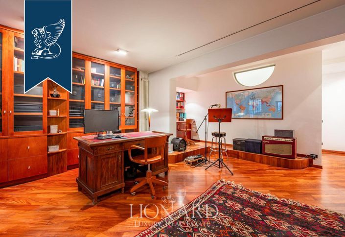 Image No.14-3 Bed Villa for sale