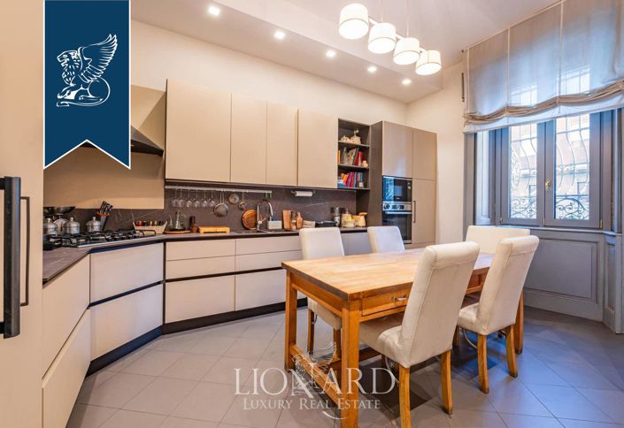 Image No.15-3 Bed Villa for sale