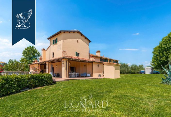 Image No.10-6 Bed Villa for sale