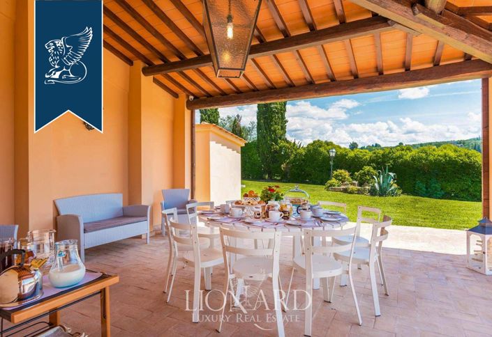 Image No.19-6 Bed Villa for sale