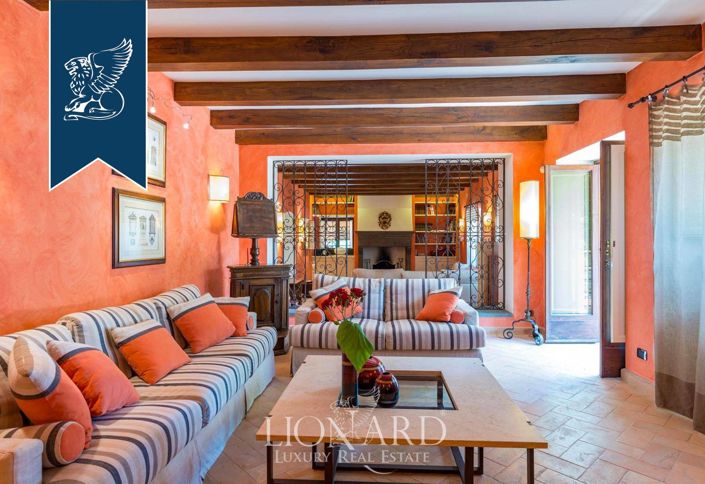 Image No.20-6 Bed Villa for sale