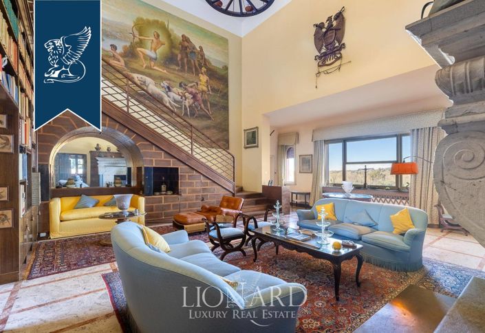 Image No.12-6 Bed Villa for sale