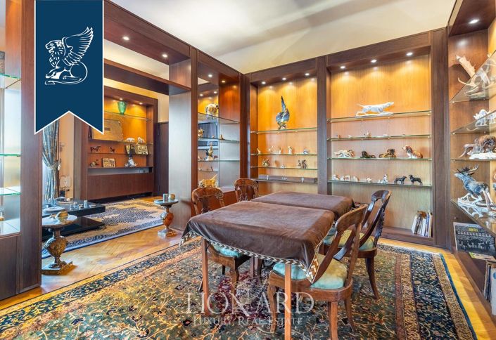 Image No.19-6 Bed Villa for sale