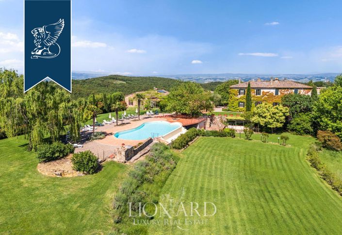 Image No.2-12 Bed Villa for sale
