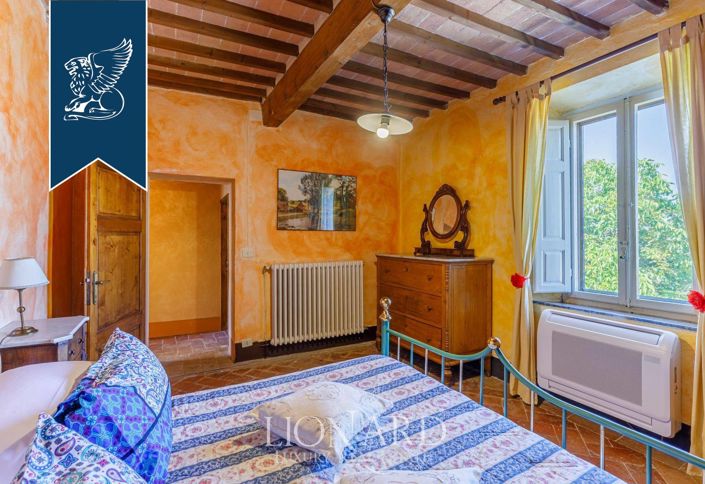 Image No.43-12 Bed Villa for sale