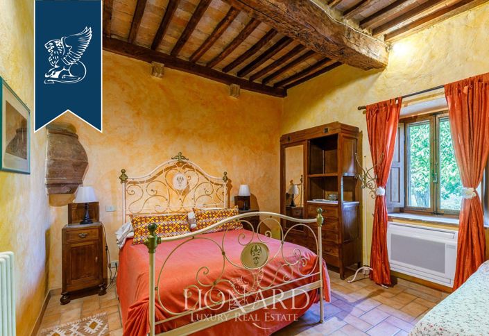 Image No.41-12 Bed Villa for sale