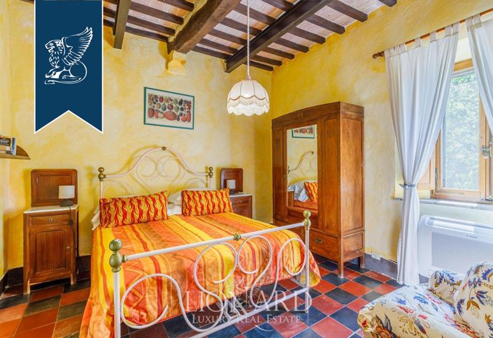 Image No.38-12 Bed Villa for sale
