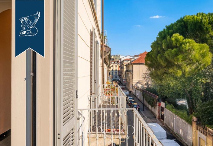 Image No.19-2 Bed Apartment for sale