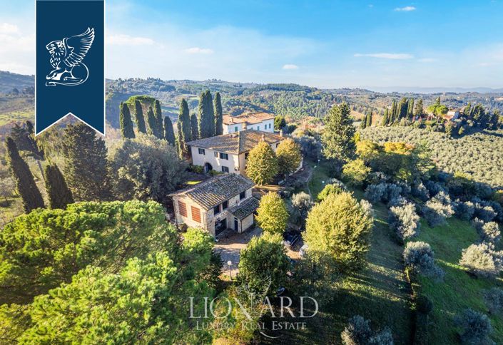 Image No.4-7 Bed Villa for sale