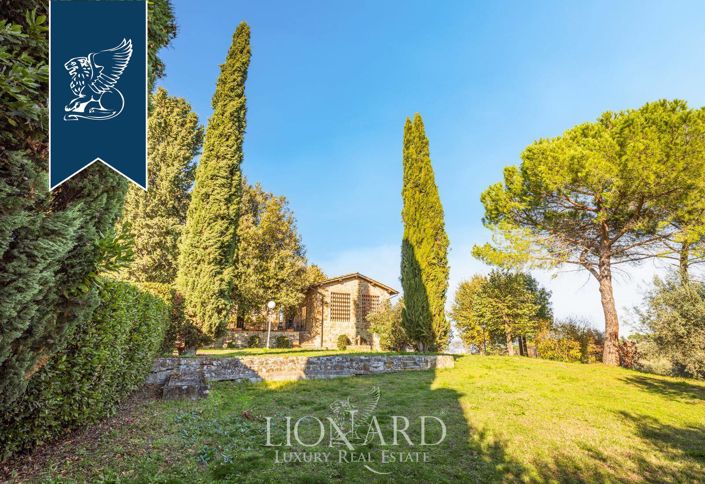 Image No.8-7 Bed Villa for sale