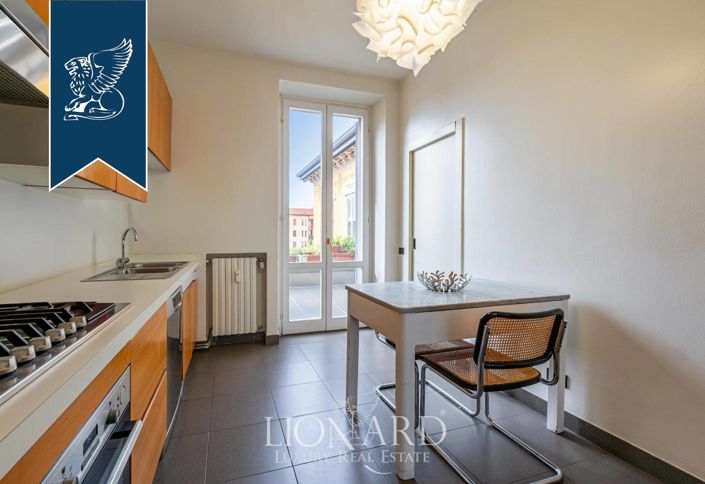 Image No.17-3 Bed Apartment for sale