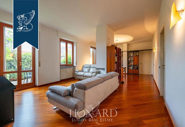 Image No.8-3 Bed Apartment for sale