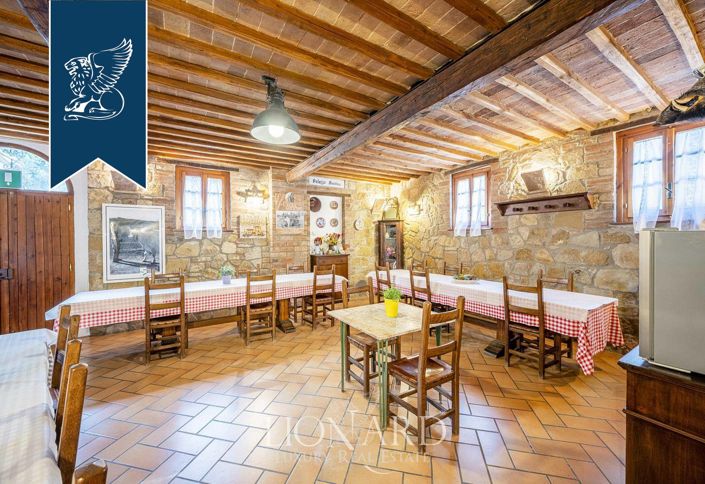 Image No.16-Ferme de 19 chambres à vendre à Chianciano Terme