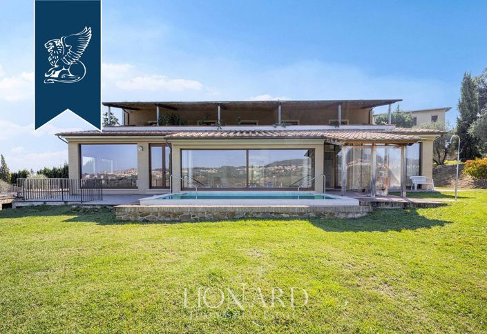 Image No.4-Ferme de 19 chambres à vendre à Chianciano Terme