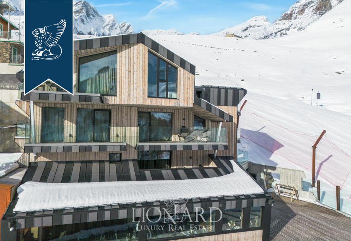 Image No.3-Un hôtel de 15 chambres à vendre à Val d'Aoste