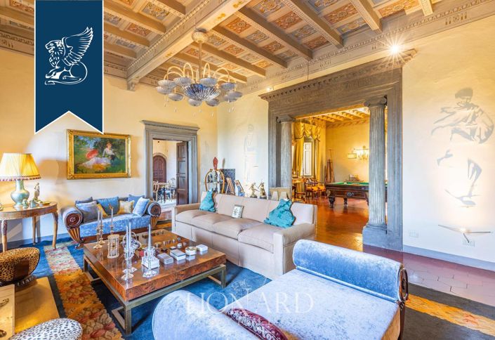 Image No.20-10 Bed Villa for sale