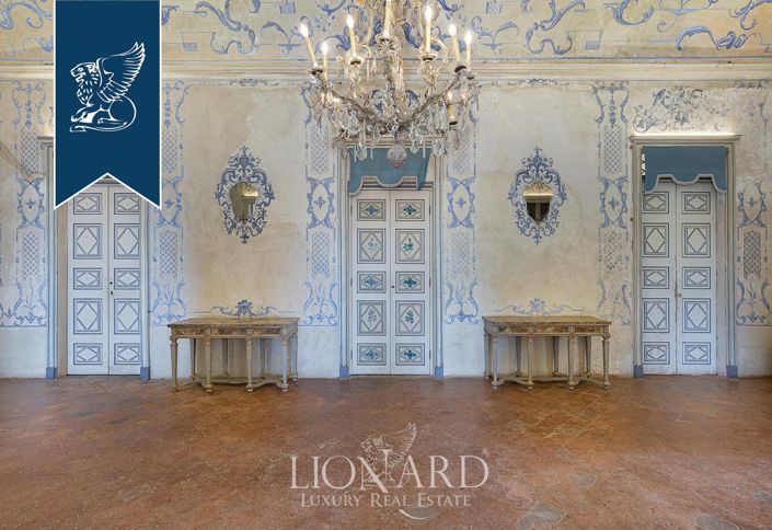 Image No.29-10 Bed Property for sale