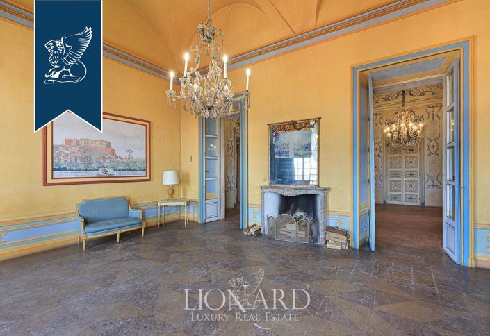 Image No.34-10 Bed Property for sale