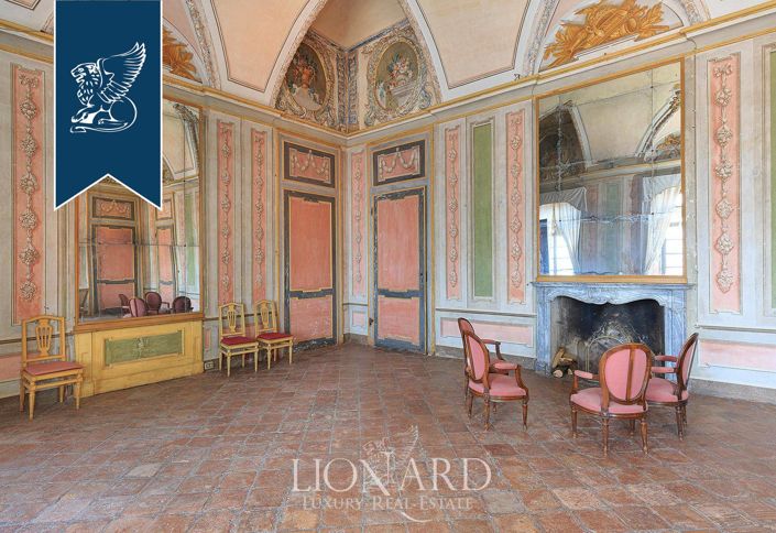 Image No.36-10 Bed Property for sale