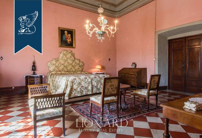 Image No.19-6 Bed Villa for sale