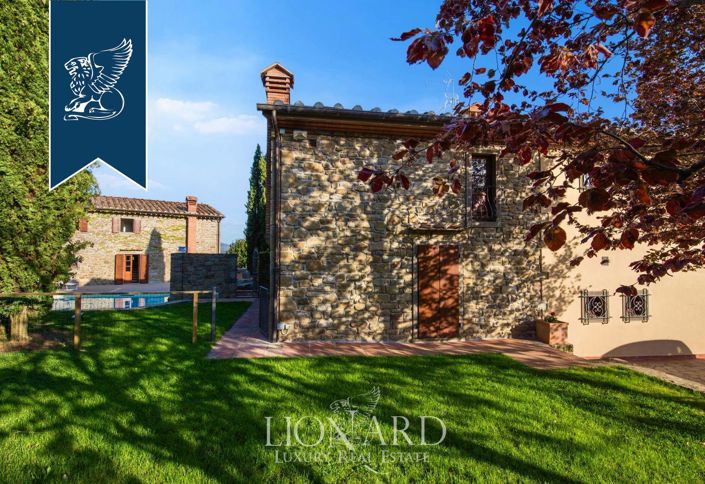 Image No.7-6 Bed Country House for sale