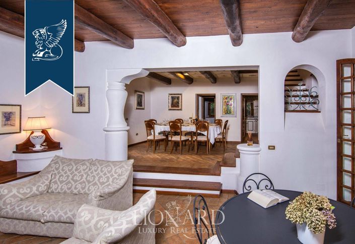 Image No.9-6 Bed Country House for sale