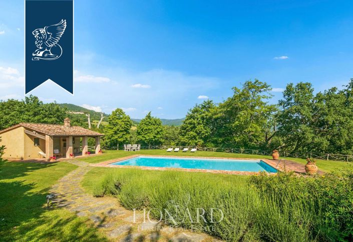 Image No.11-10 Bed Villa for sale