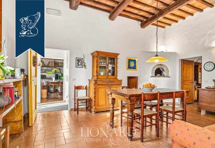 Image No.17-7 Bed Country House for sale