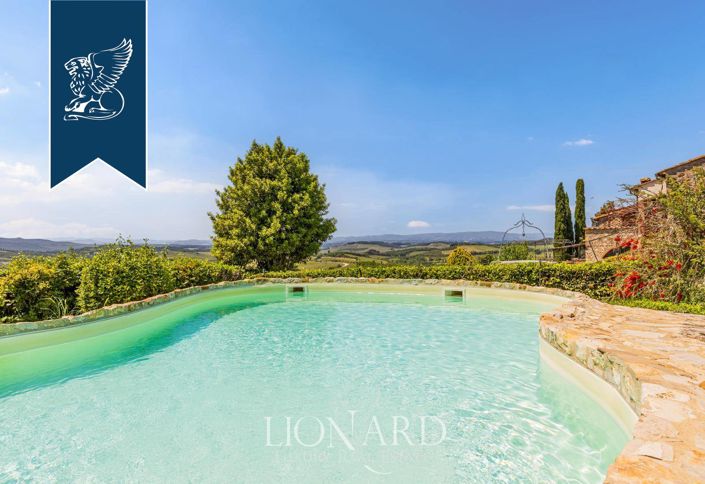 Image No.5-7 Bed Farmhouse for sale