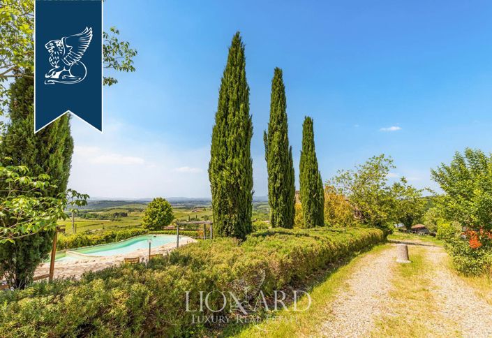 Image No.6-7 Bed Farmhouse for sale