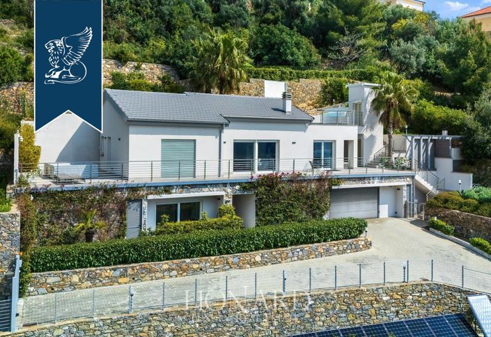 Image No.2-Villa for sale