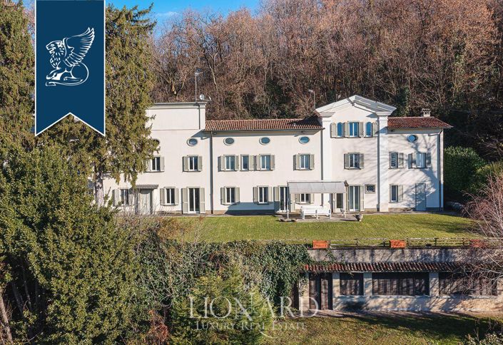 Image No.3-11 Bed Villa for sale