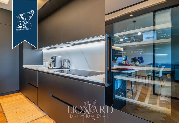 Image No.12-3 Bed Apartment for sale