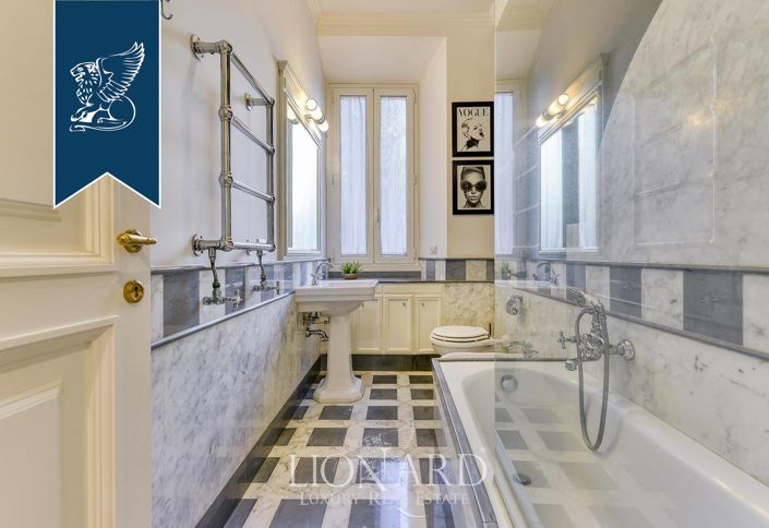 Image No.12-3 Bed Apartment for sale