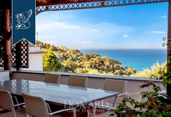 Image No.10-Villa de 7 chambres à vendre à Massa Lubrense