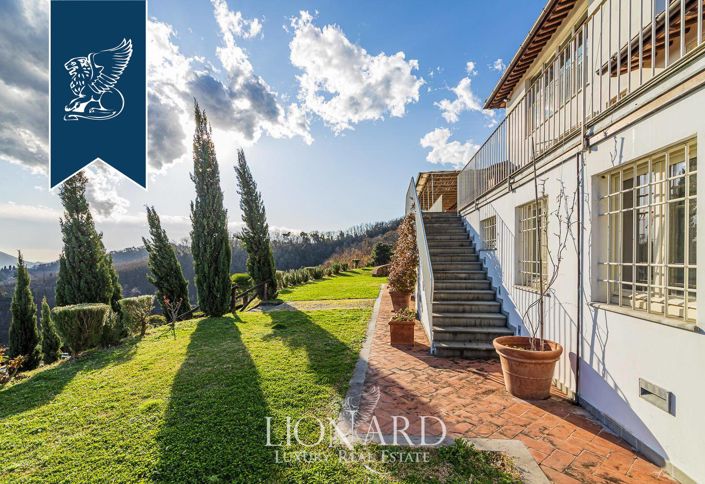 Image No.13-8 Bed Villa for sale