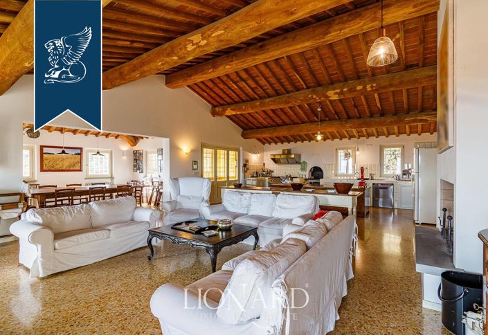 Image No.24-8 Bed Villa for sale