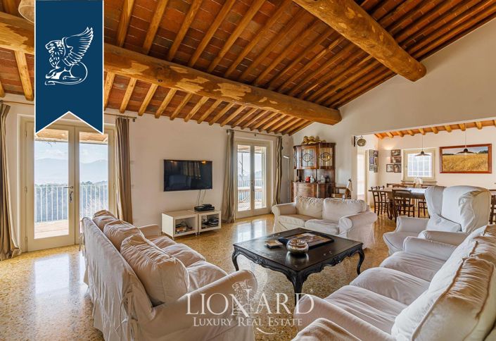 Image No.25-8 Bed Villa for sale