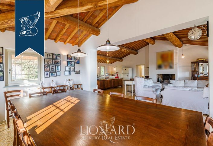 Image No.29-8 Bed Villa for sale