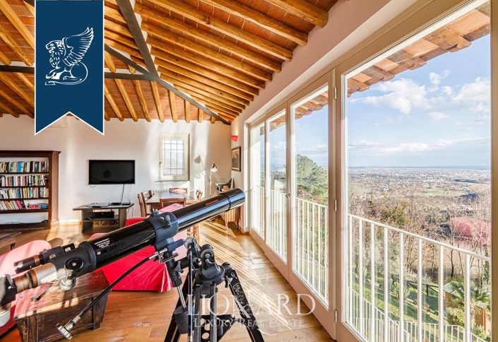 Image No.32-8 Bed Villa for sale